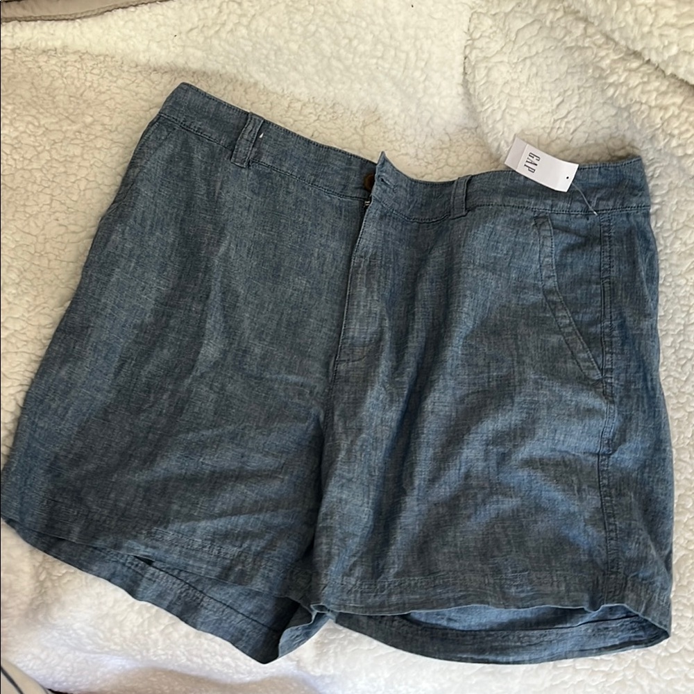 GAP Light Blue Denim Shorts NWT